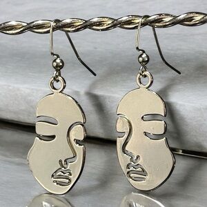 Gold Abstract Face Outline Earrings | Stylish and Artsy Look | Handmade NWT